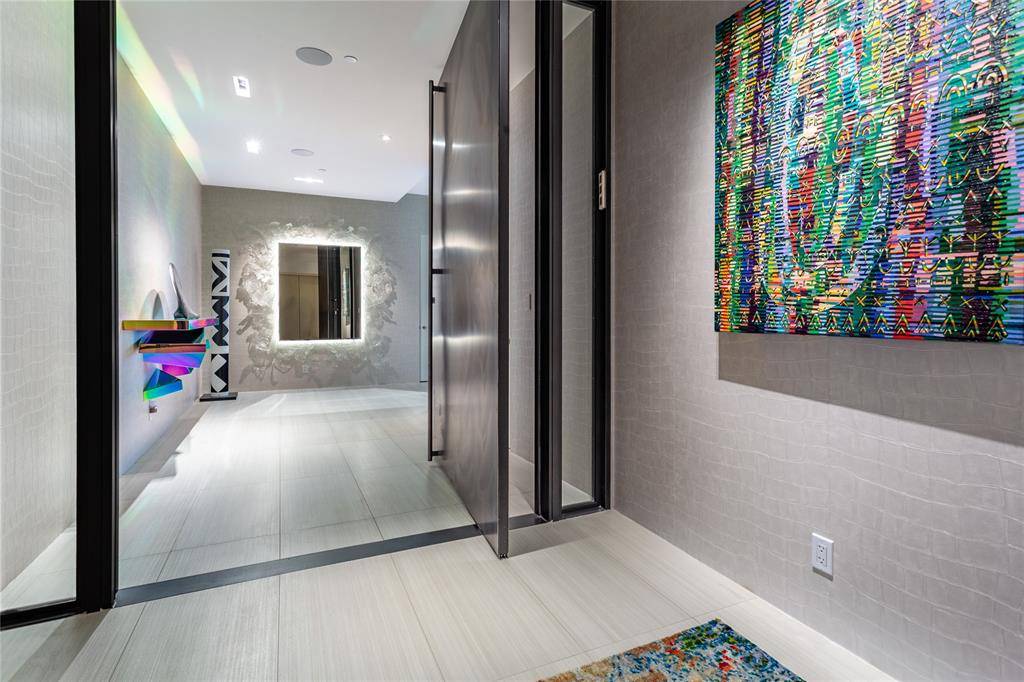 2300 WOLF Street #18A, Dallas, TX 75201