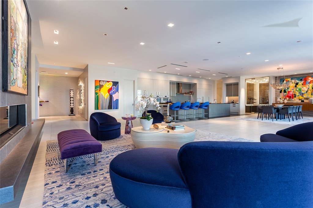 2300 WOLF Street #18A, Dallas, TX 75201