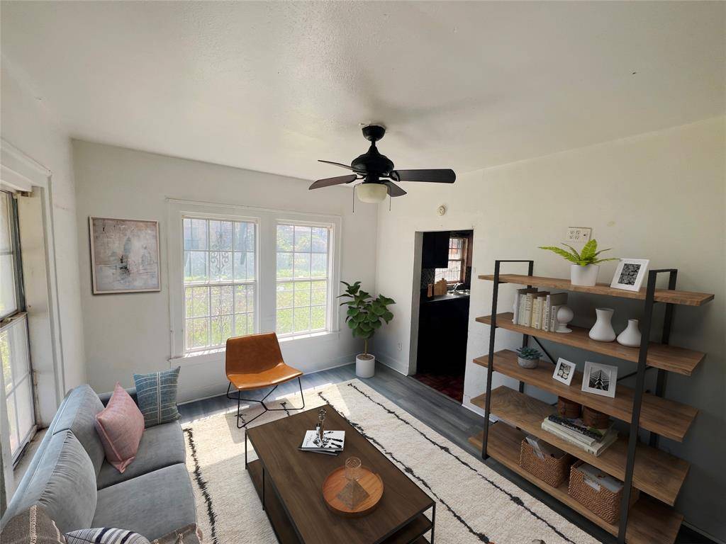 4607 Spring Garden Street, Dallas, TX 75215