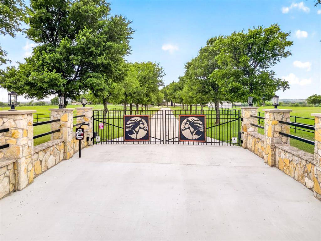 3601 W Fm 4, Cleburne, TX 76033