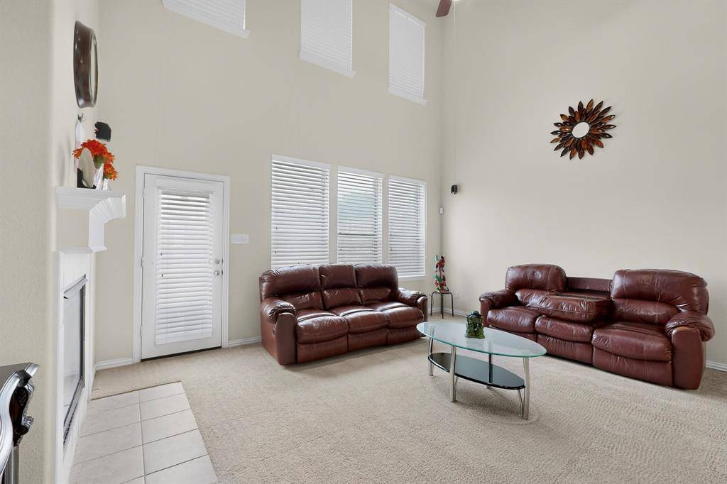 2440 Lismore Lane, Irving, TX 75063