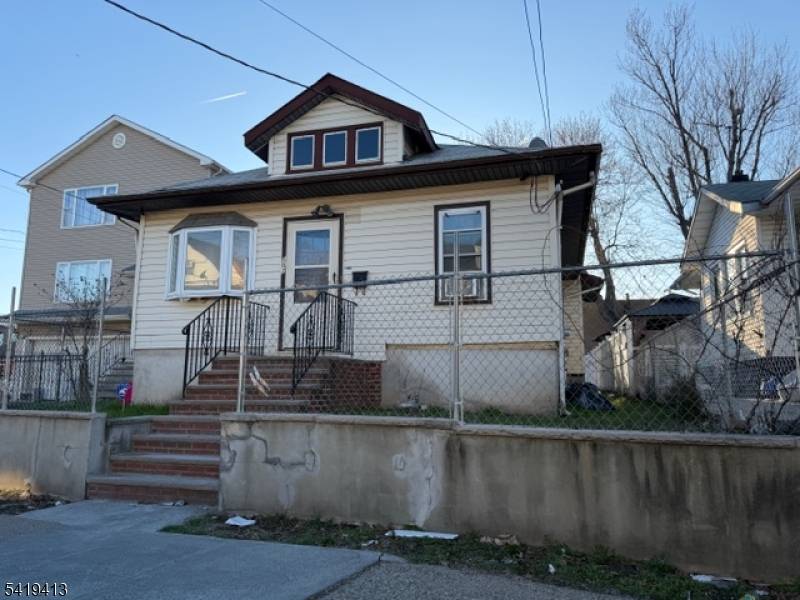 500 E 18Th St #502, Paterson City, NJ 07514