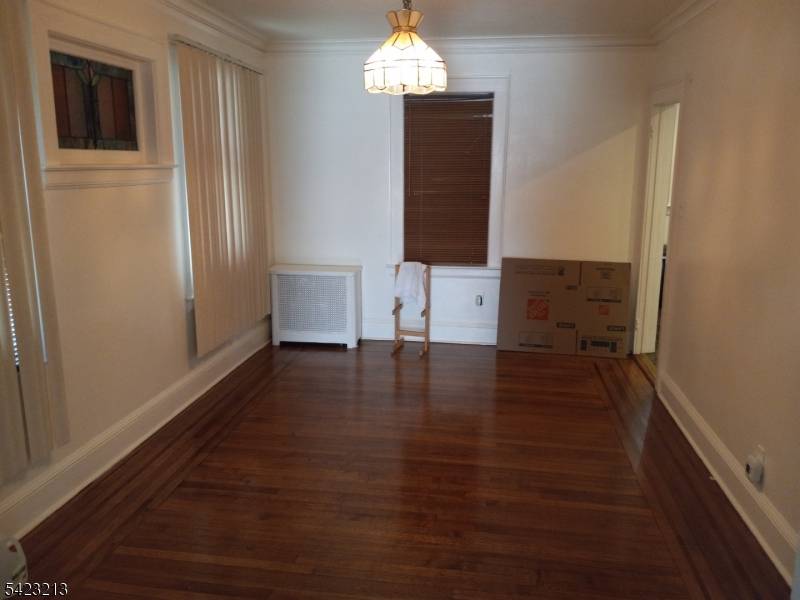 61 Putnam St, Newark City, NJ 07106