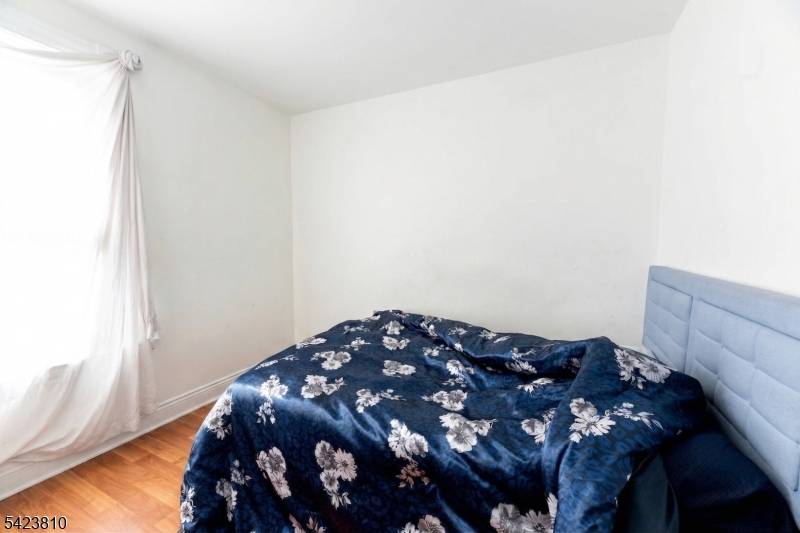 76 N 4Th St, Paterson City, NJ 07522