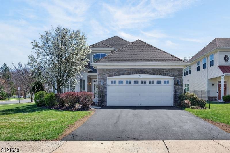 23 Schindler Ct, Franklin Twp., NJ 08873