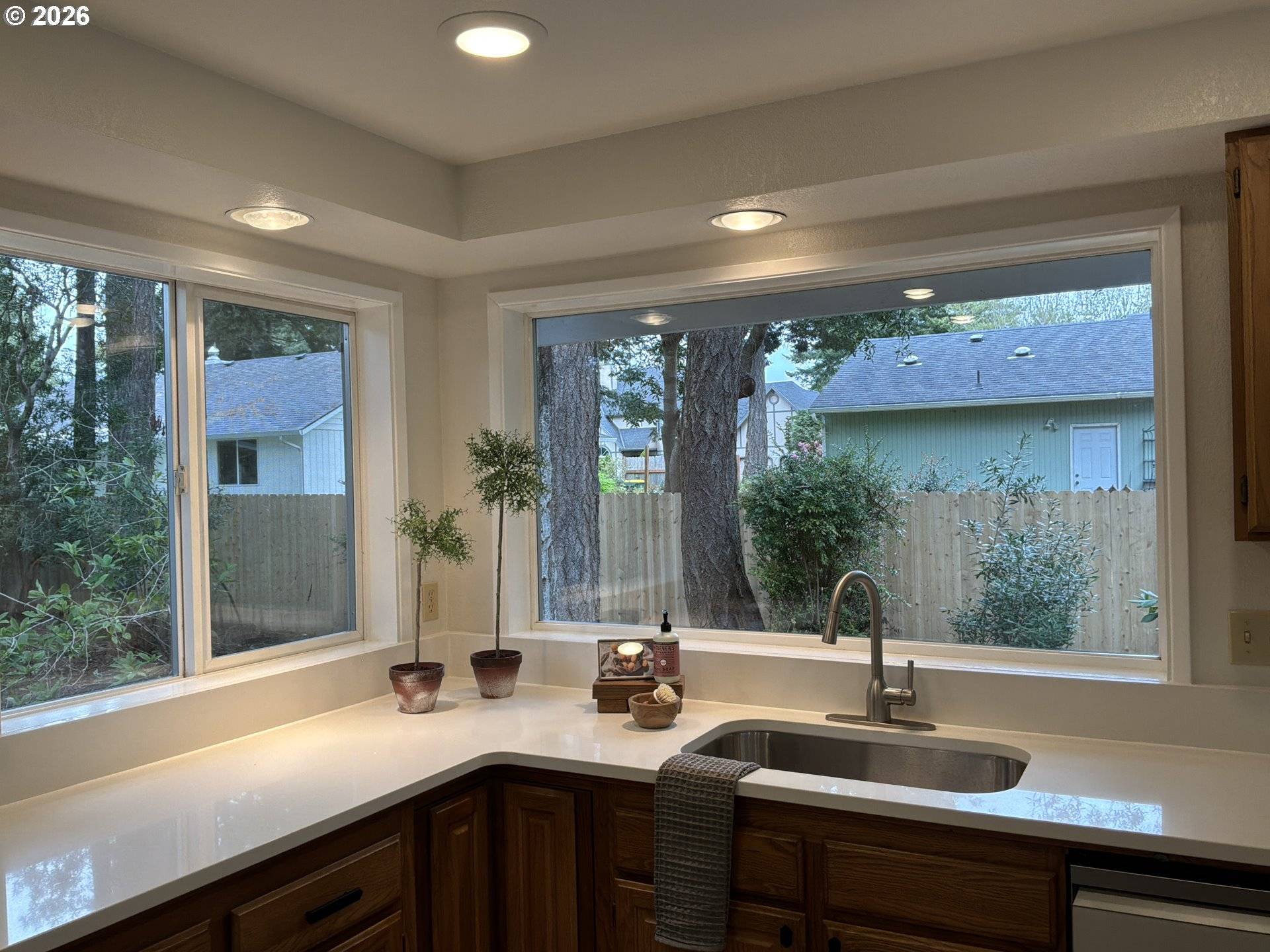 2372 S 22ND CT, Florence, OR 97439