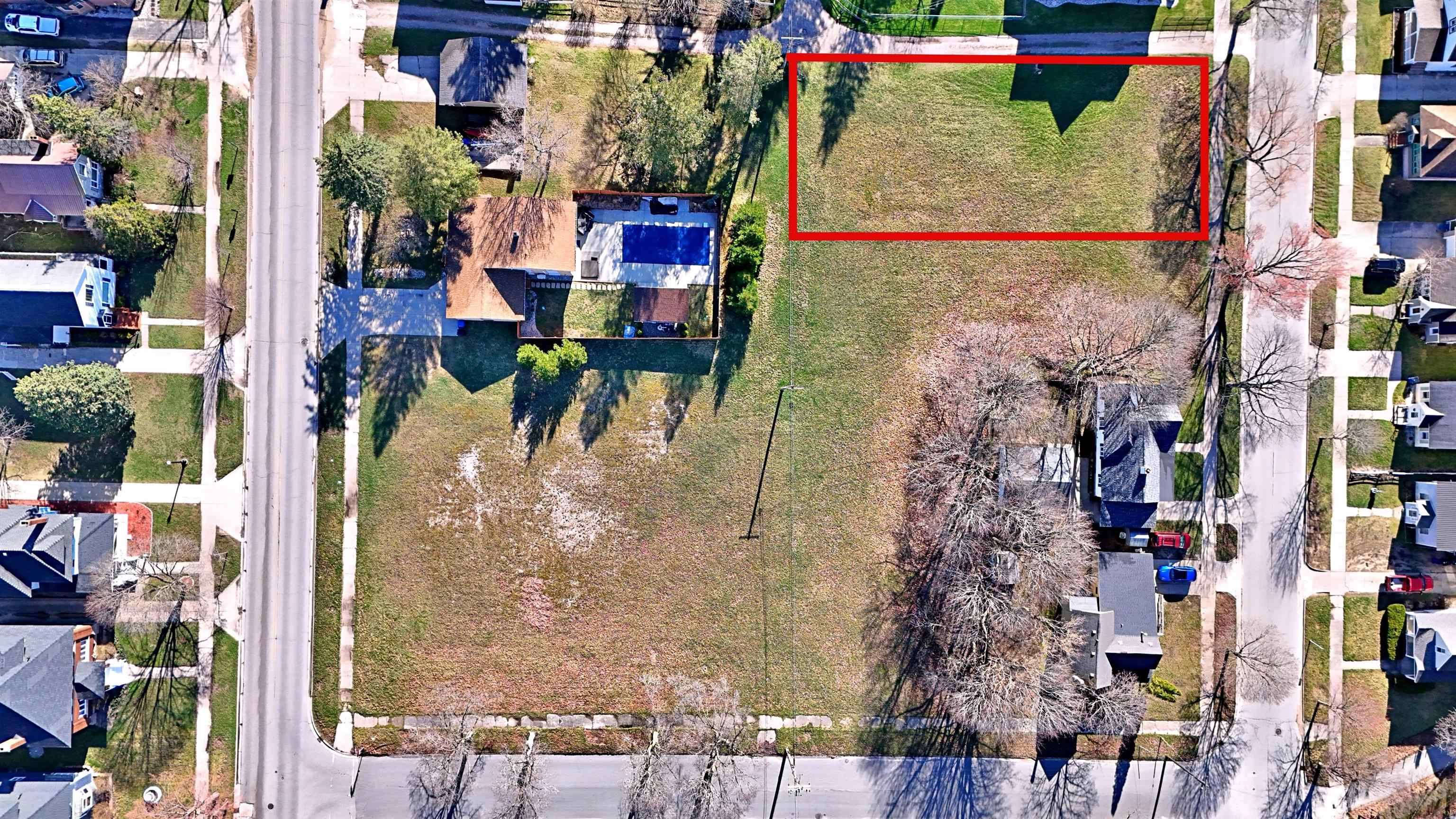 VL Chapin ST, Cadillac, MI 49601