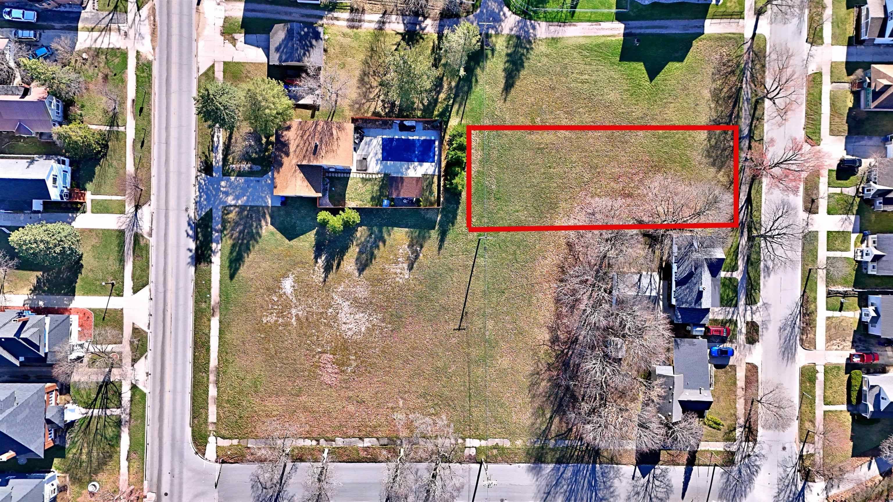 VL Chapin ST, Cadillac, MI 49601