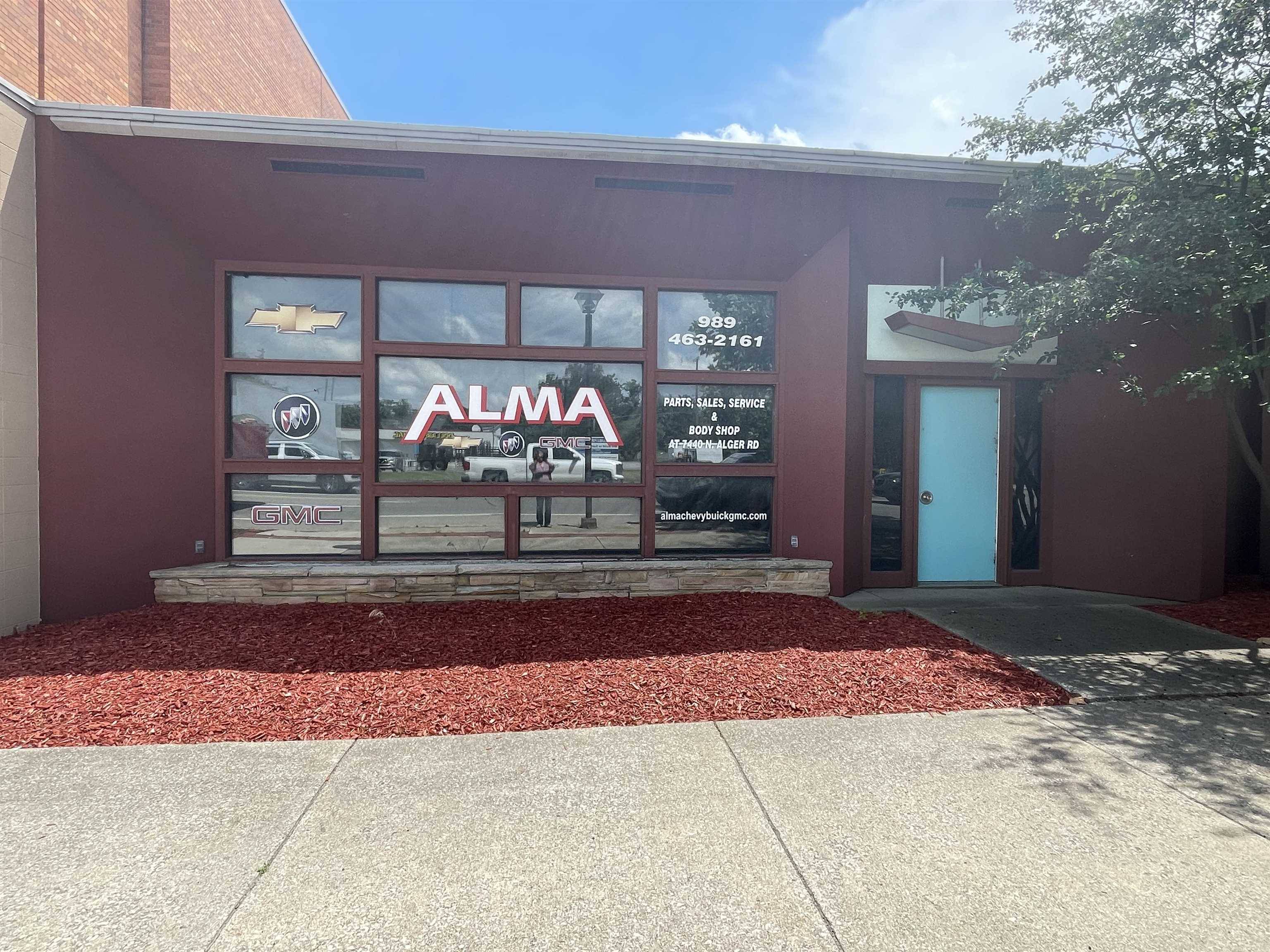 324 E Superior ST, Alma, MI 48801