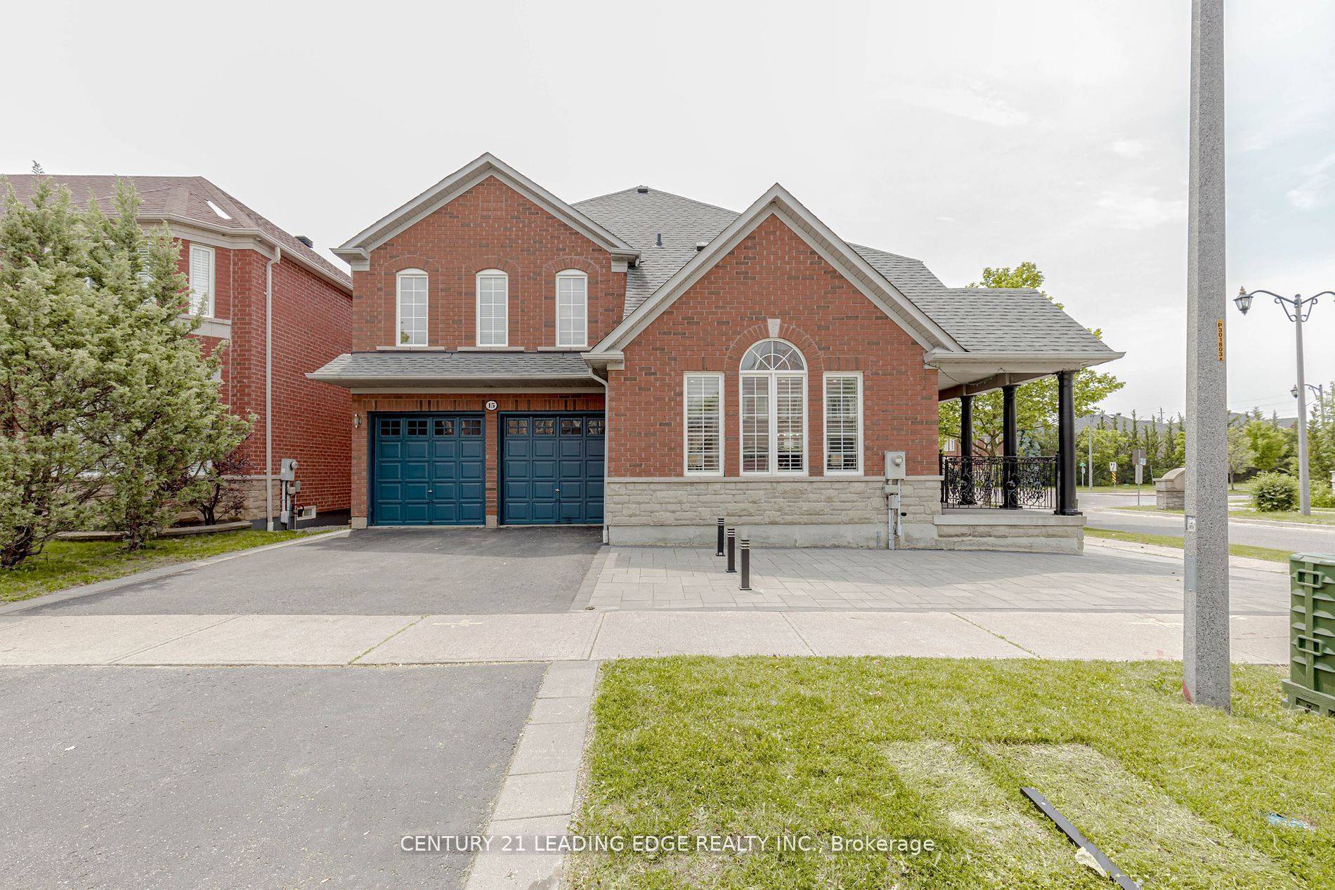 15 Alden SQ, Ajax, ON L1T 4Z2