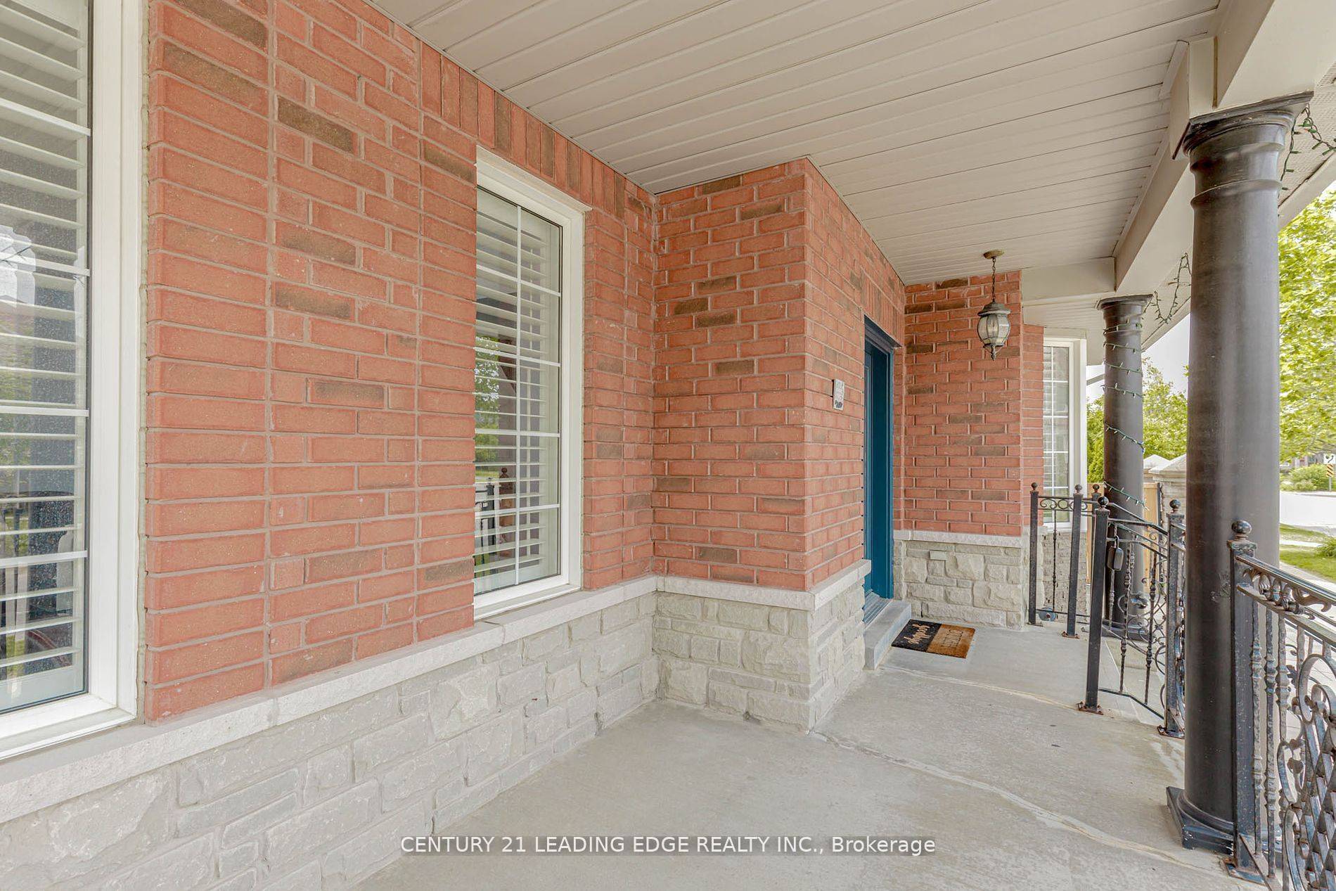 15 Alden SQ, Ajax, ON L1T 4Z2