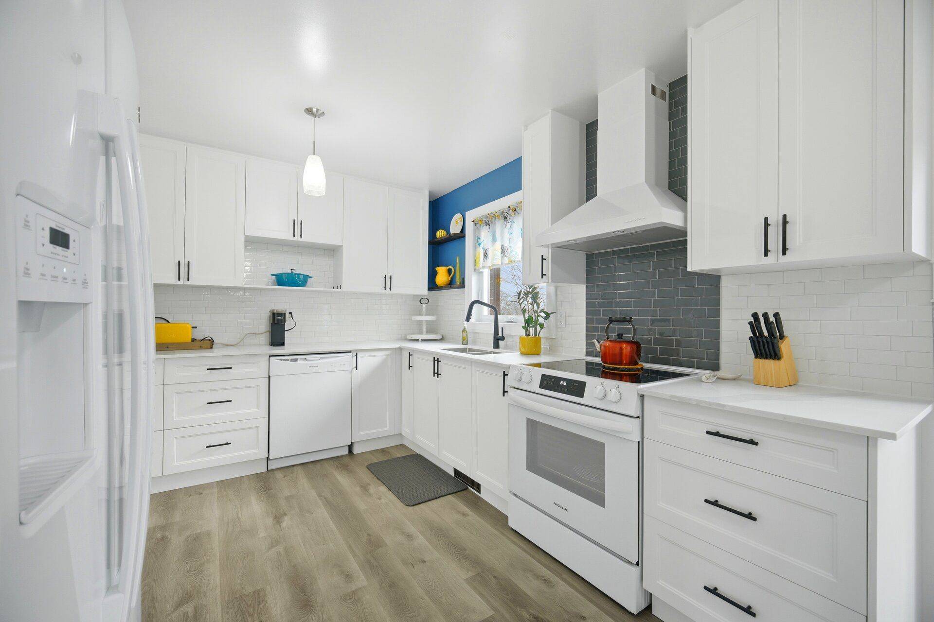 56 Princess DR, Adjala-tosorontio, ON L0M 1M0