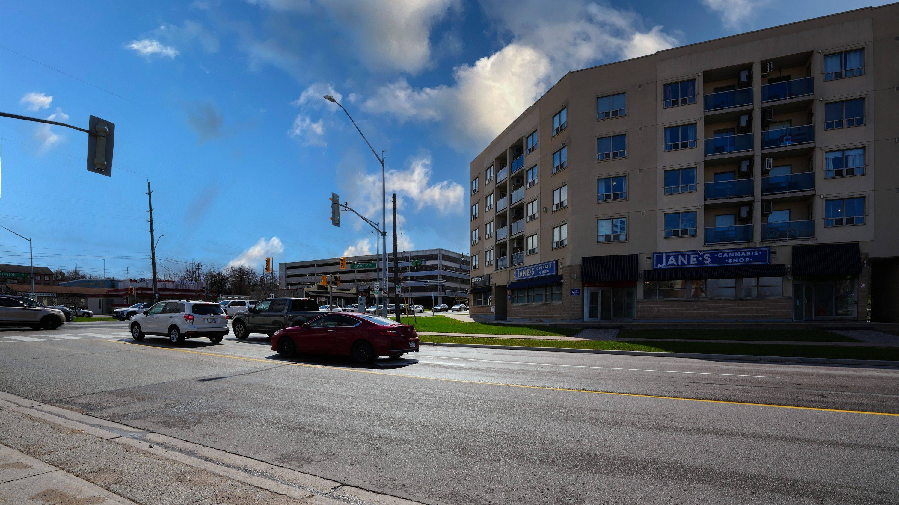 160 Wellington ST E #411, Aurora, ON L4G 1J3