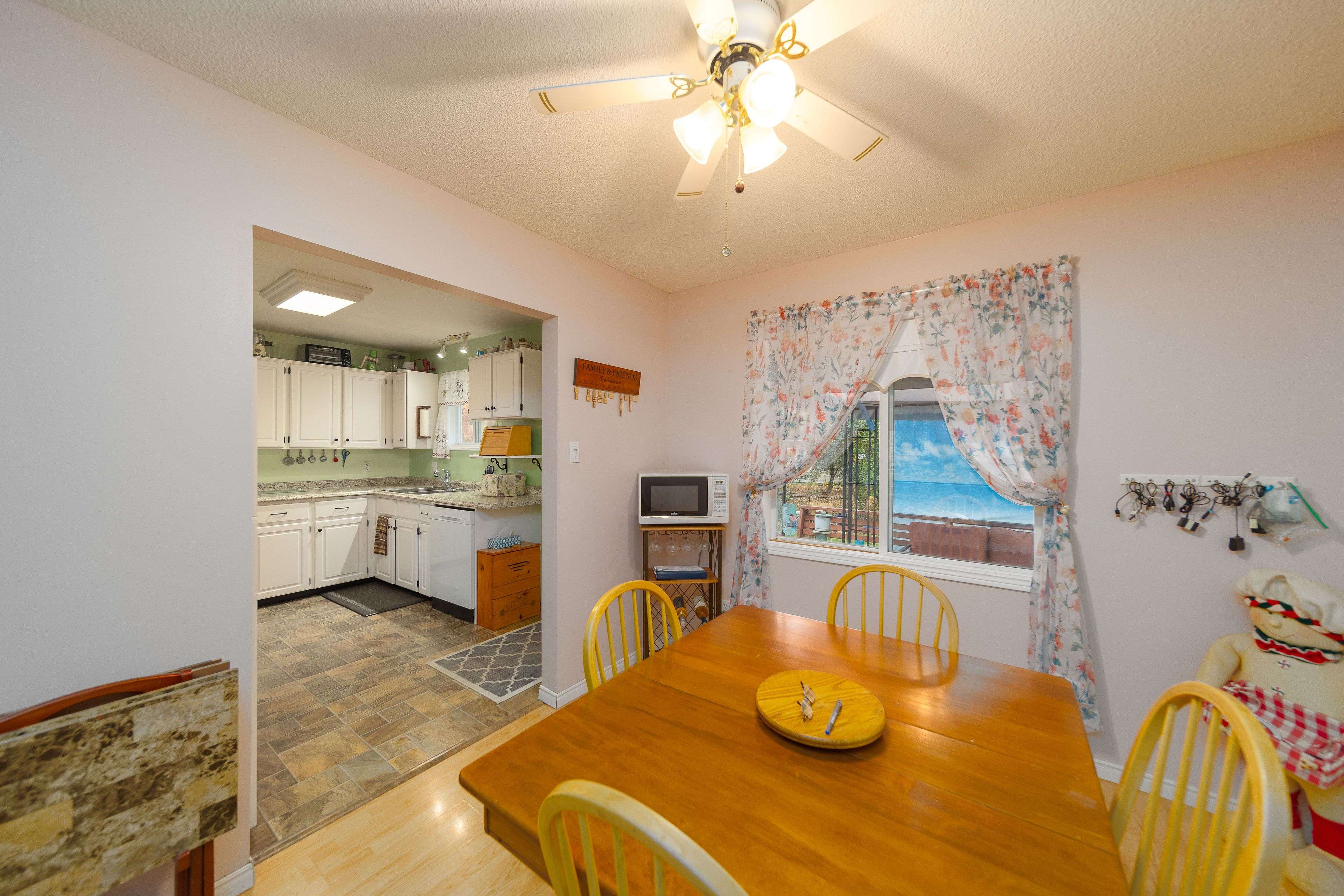 1 Bush ST, Severn, ON L0K 1E0