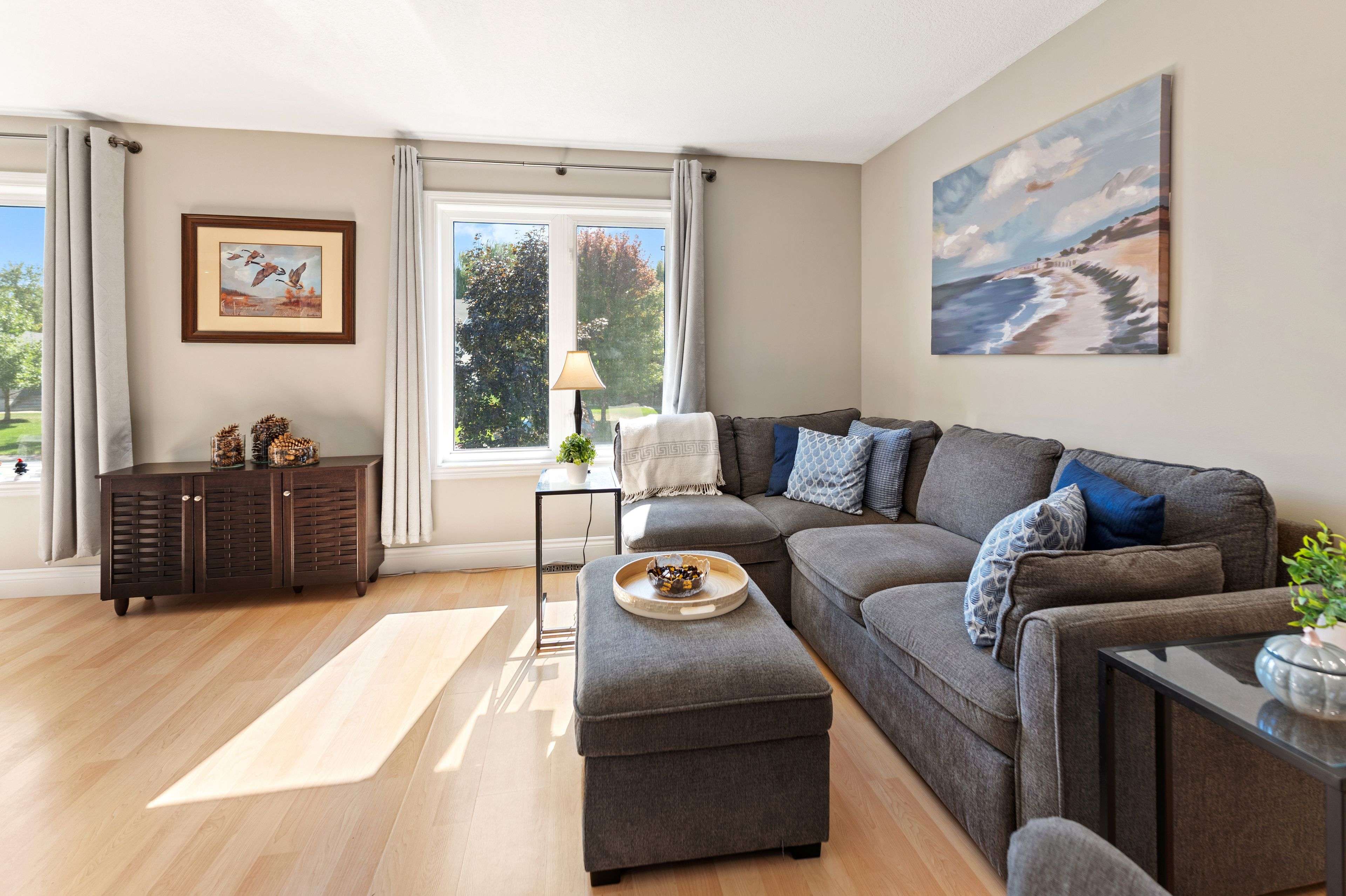 60 Donlands CT, Severn, ON L0K 1E0