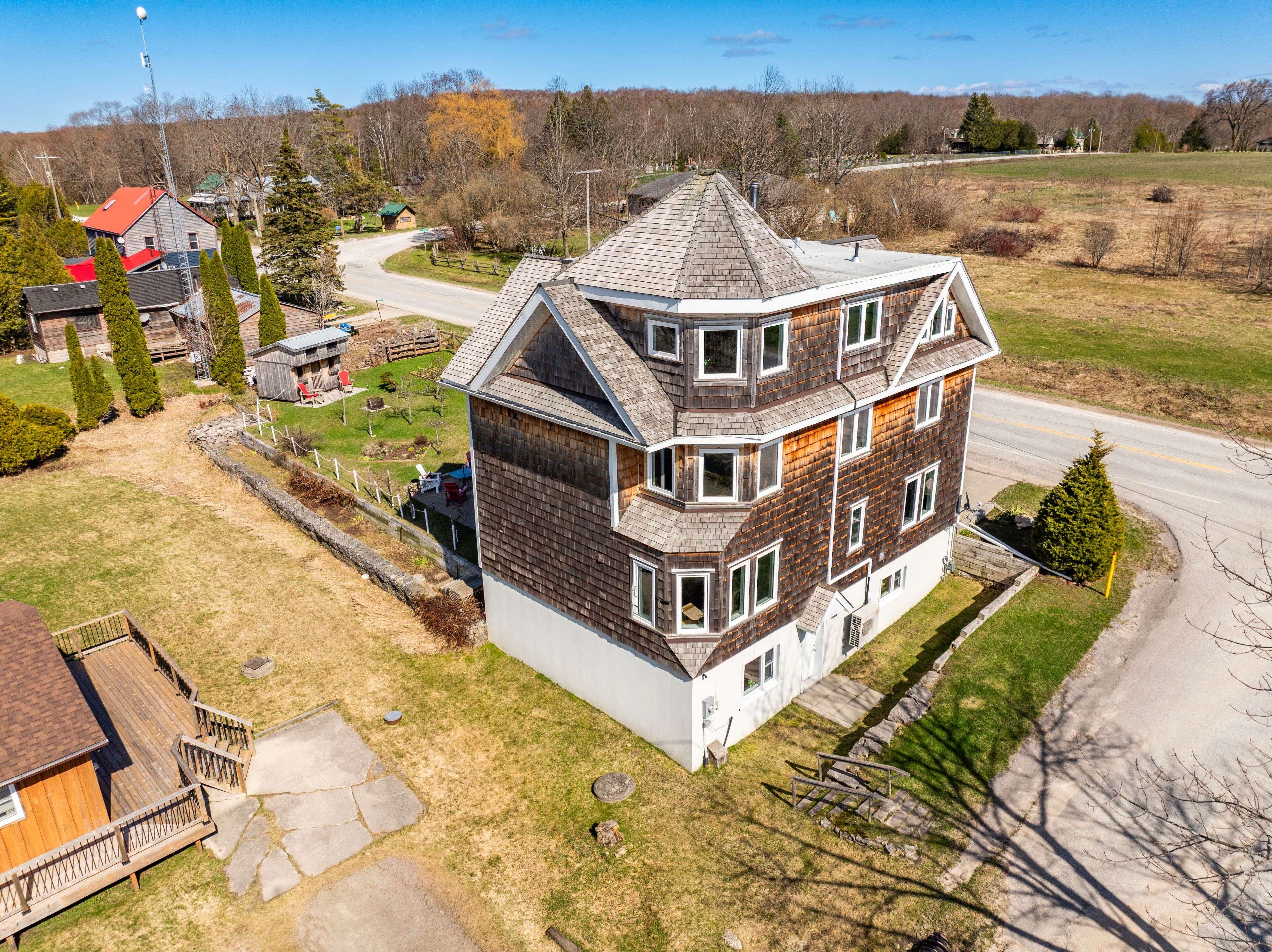 501483 Grey Road 1 RD, Georgian Bluffs, ON N0H 2T0