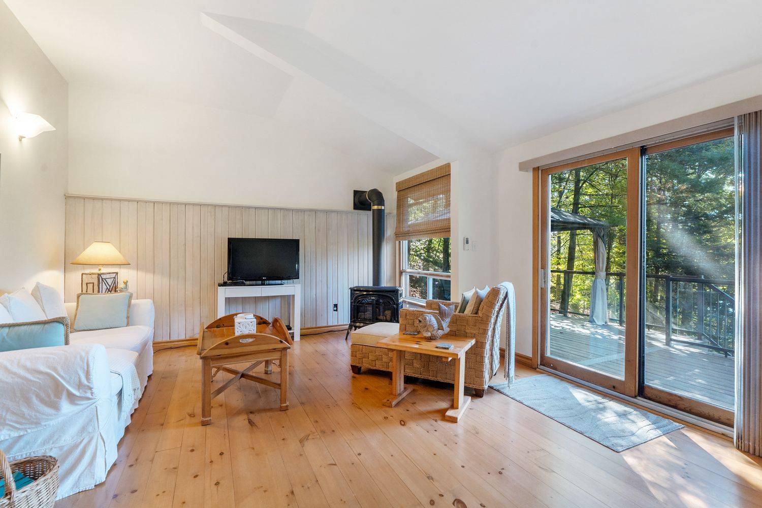 199A Sugar Lake RD, Seguin, ON P2A 2W9