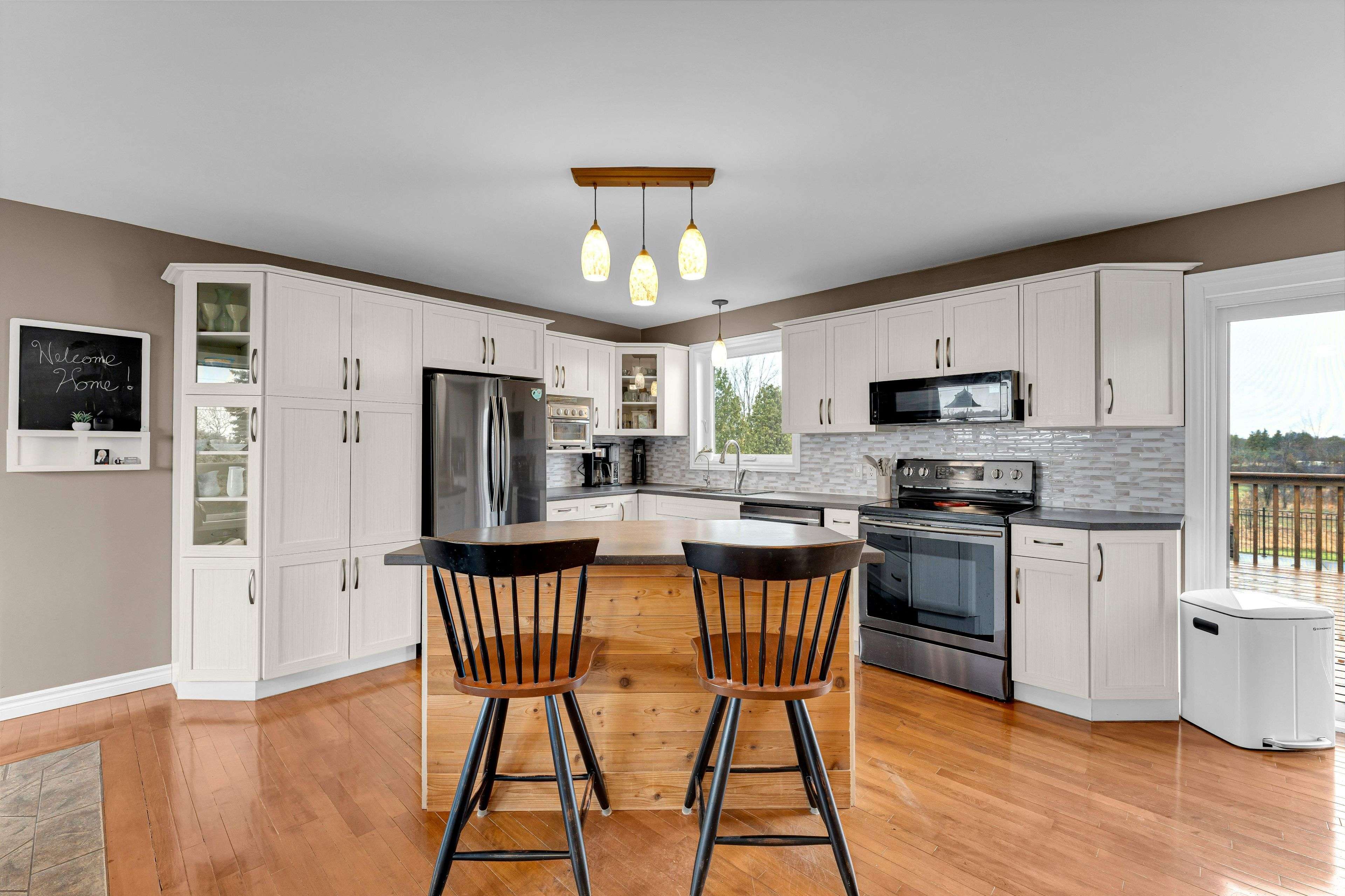 4404 UNITY RD, Kingston, ON K0H 2H0