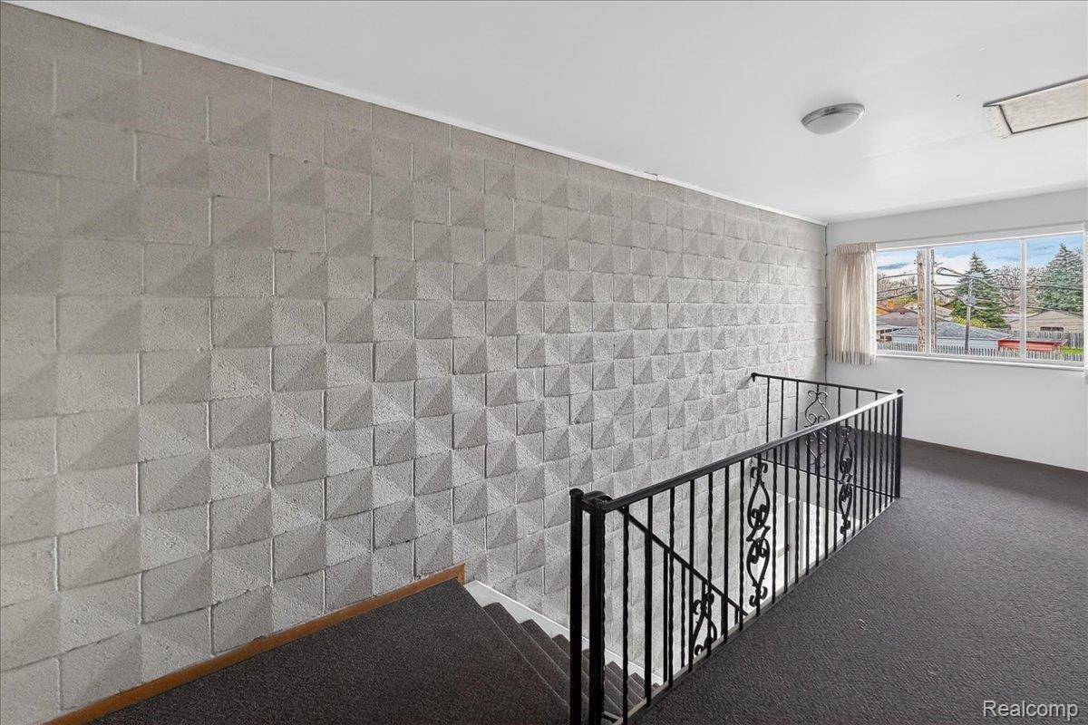 32095 Beaconsfield ST #29, Roseville, MI 48066