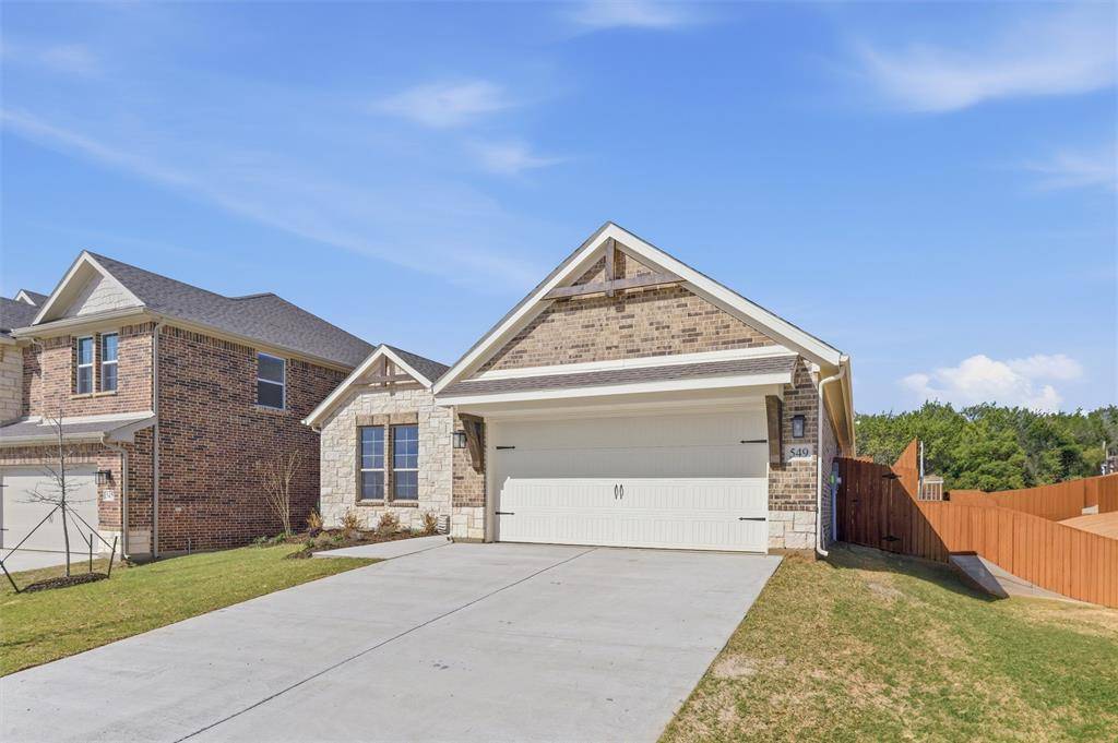 549 Waterford Park Boulevard, Weatherford, TX 76087