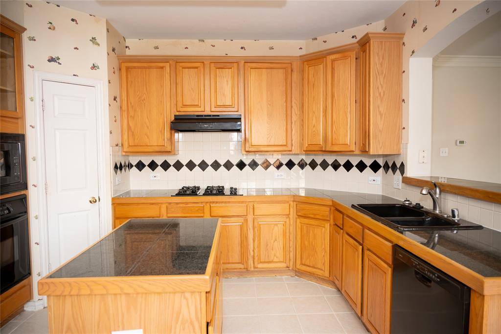 8416 Mesa Verde Drive, Plano, TX 75025