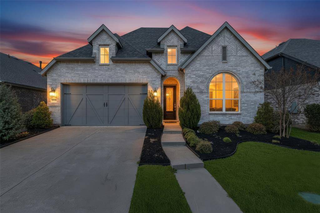 1616 Mcdougall Creek, Van Alstyne, TX 75495