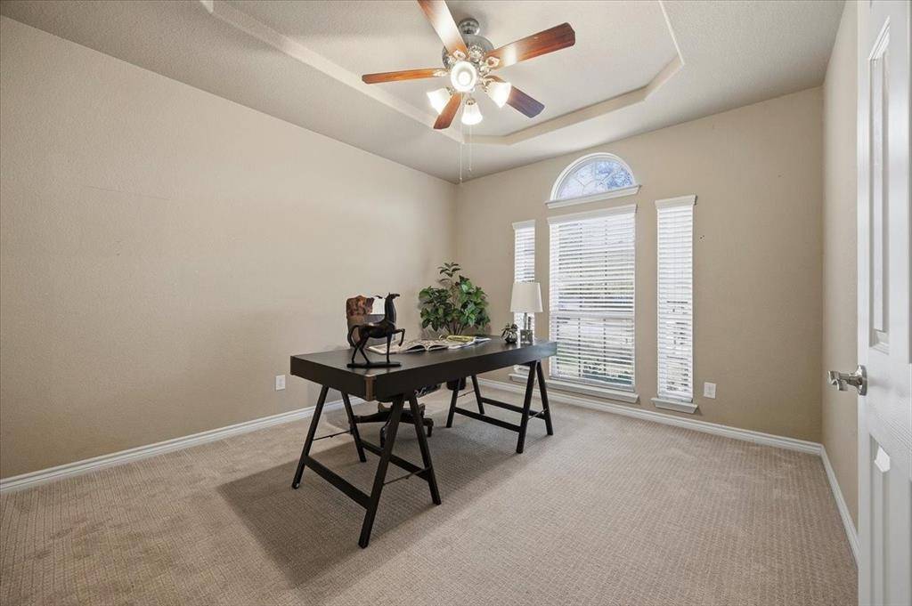 5617 Sleepy Creek Lane, Fort Worth, TX 76179