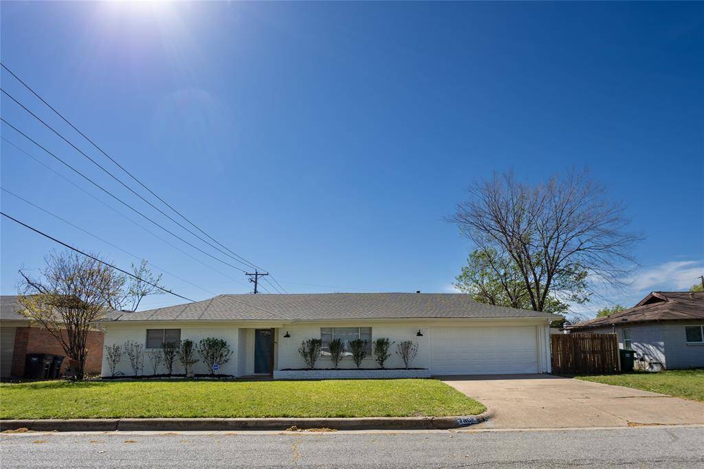 7808 Chantilly Lane, Fort Worth, TX 76134