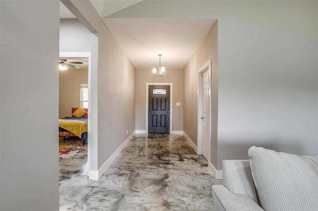 105 Ruidoso Way, Mineral Wells, TX 76067