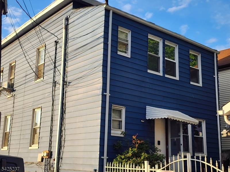 238 Rankin St, Elizabeth City, NJ 07206
