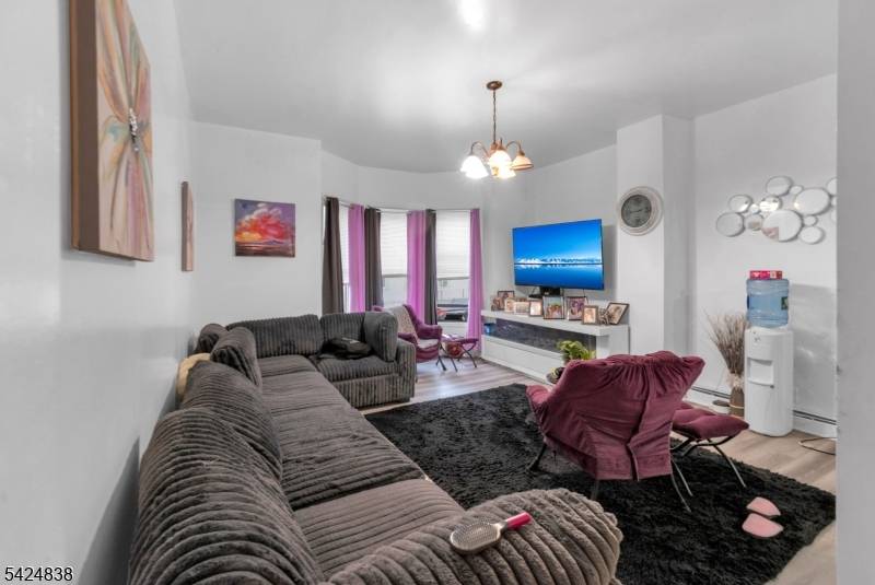 25 Oak St #3, Paterson City, NJ 07501