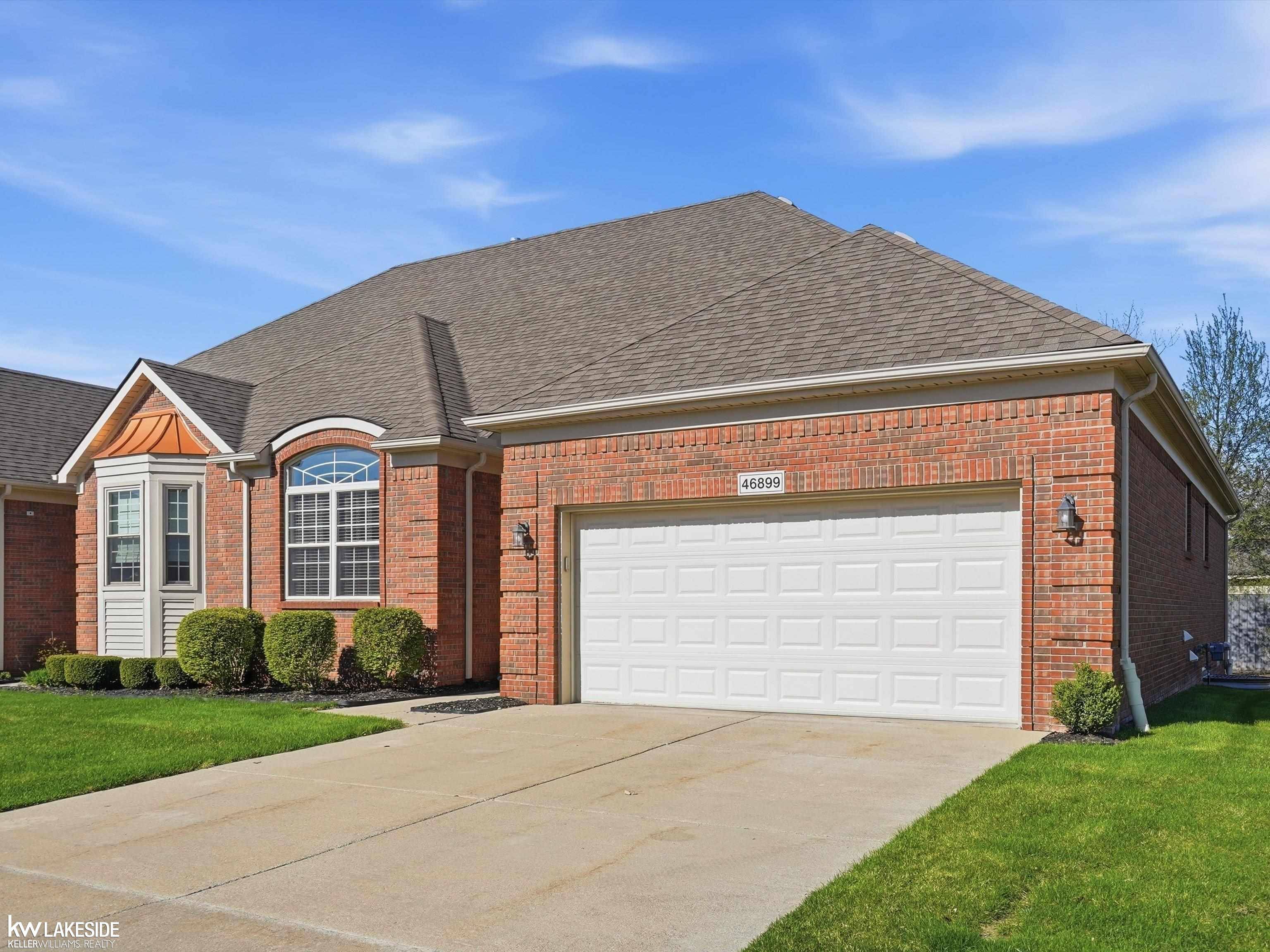 46899 Cynthia DR, Macomb Twp, MI 48044