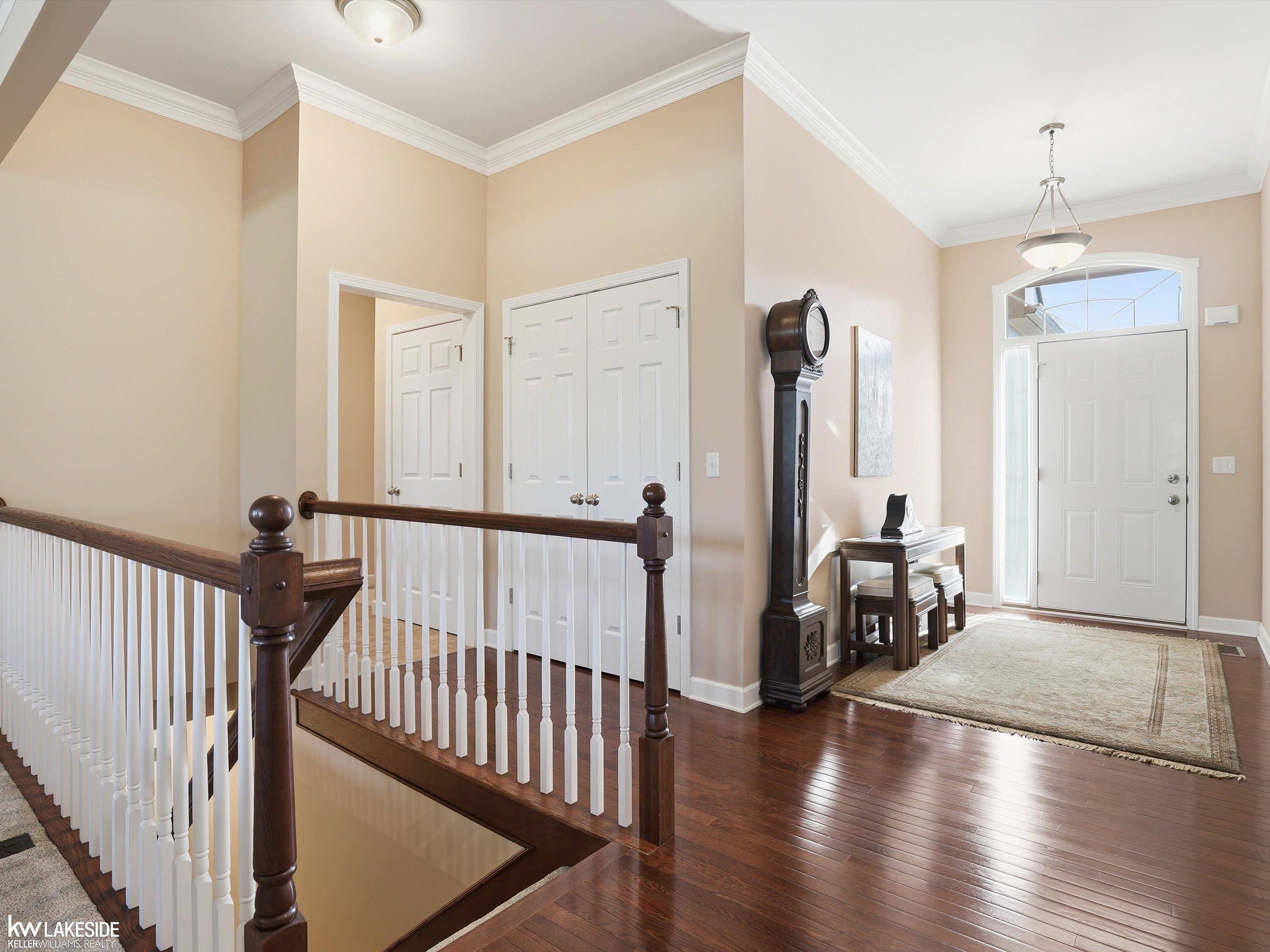 46899 Cynthia DR, Macomb Twp, MI 48044