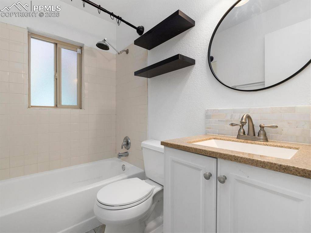 330 Mount View LN, Colorado Springs, CO 80907