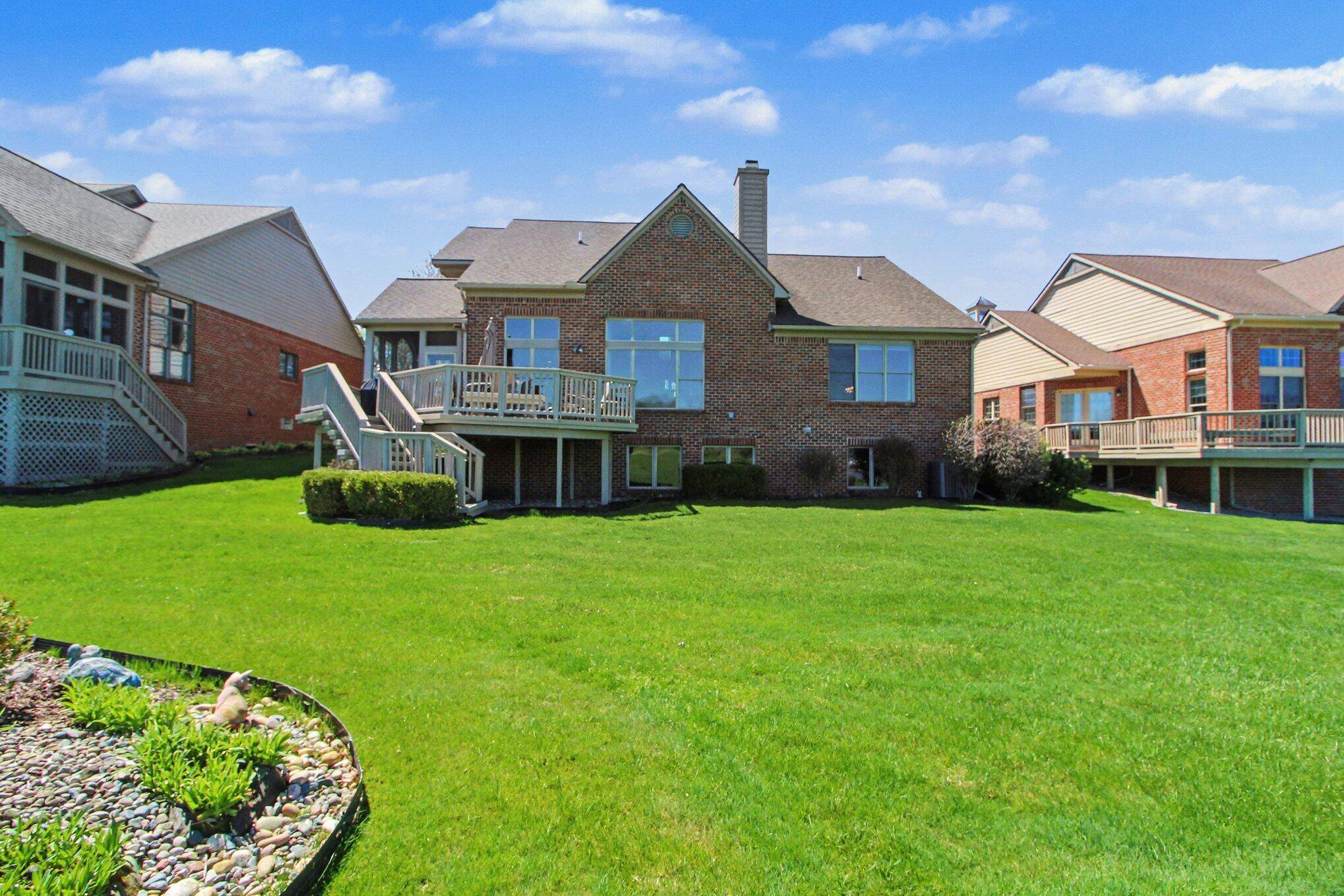 5359 Pinnacle CT, Ann Arbor, MI 48108