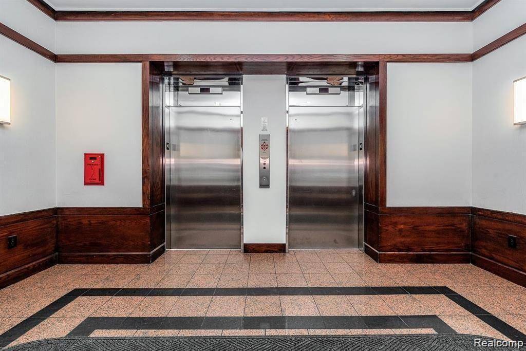 250 E Harbortown DR #307, Detroit City, MI 48207