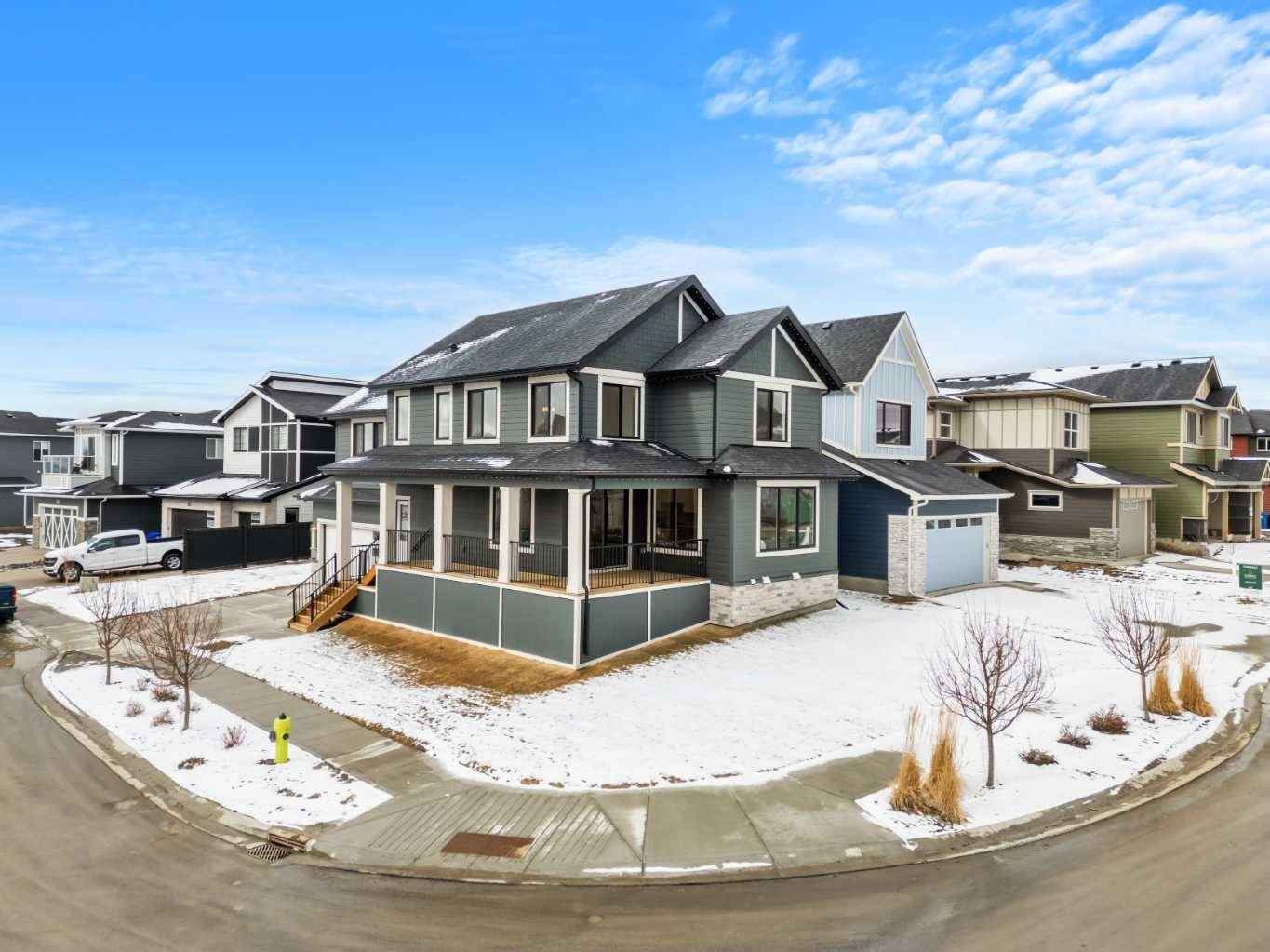 28 Sunvalley VW, Cochrane, AB T4C 0X8