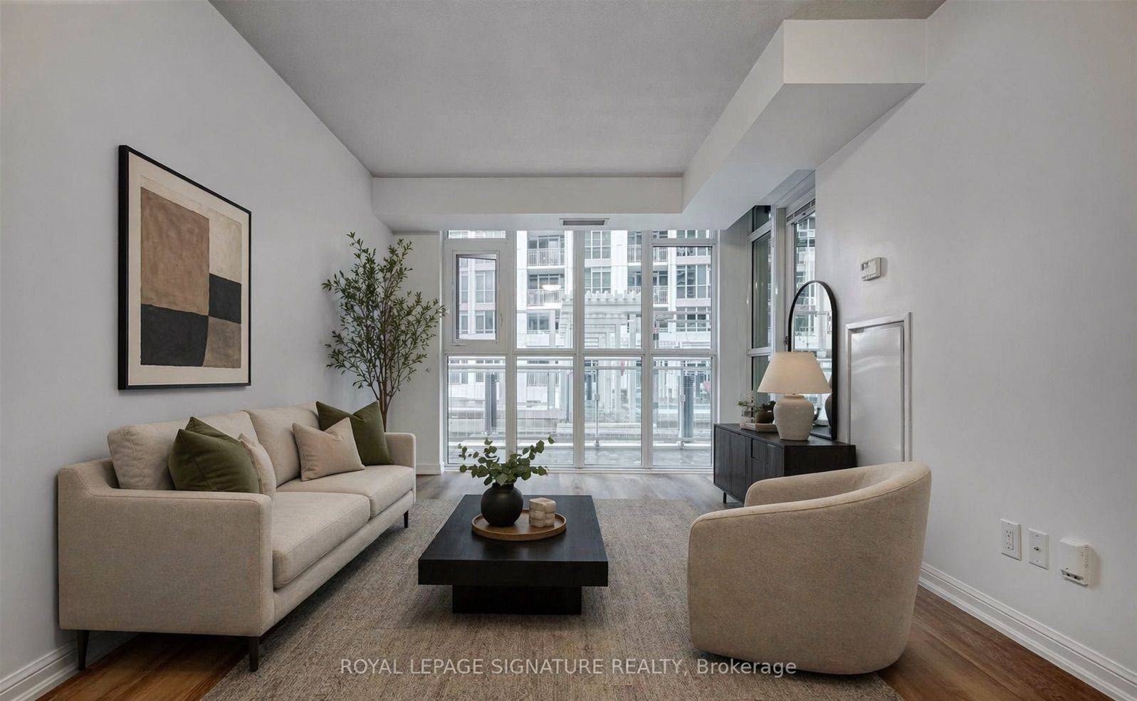 38 Grand Magazine ST #339, Toronto C01, ON M5V 0B2