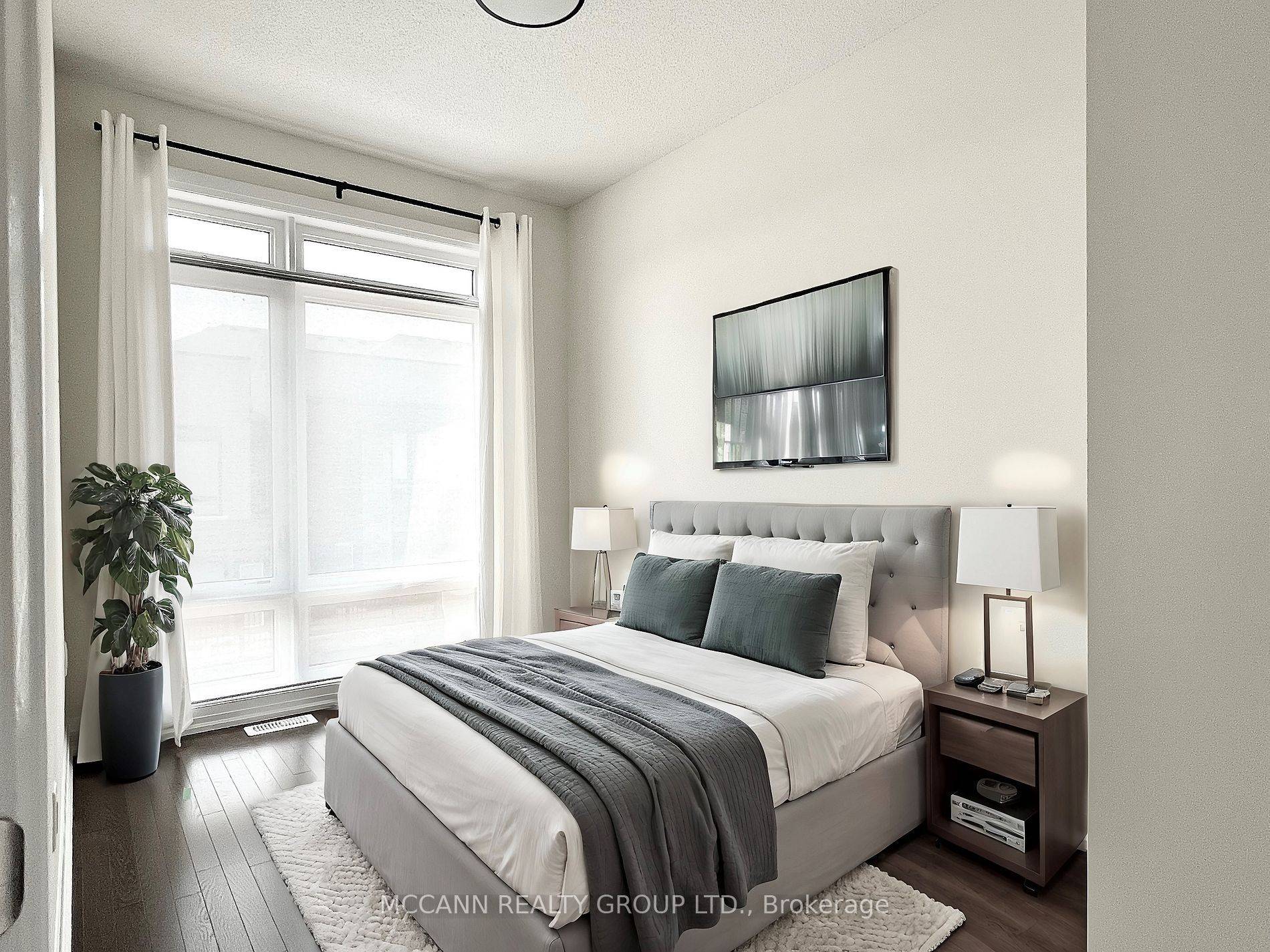 7 Gunton ST, Aurora, ON L4G 4A9