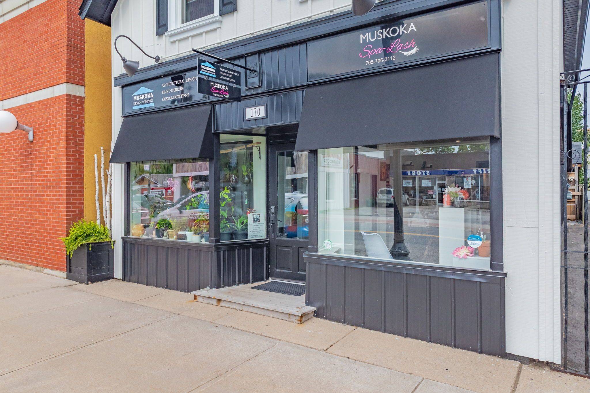 170 Muskoka RD N, Gravenhurst, ON P1P 1X2