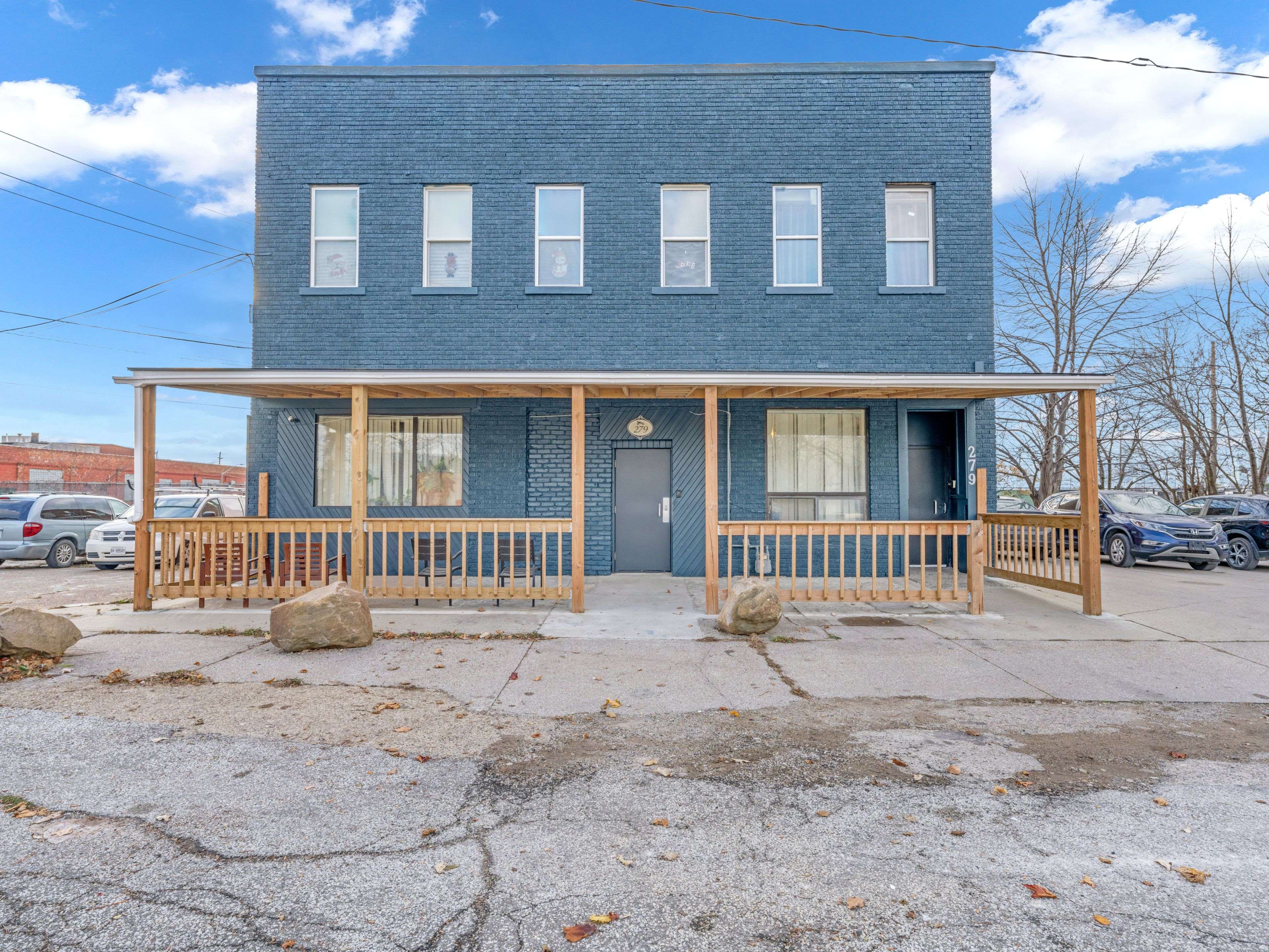 279 Drouillard RD #4, Windsor, ON N8Y 2P4