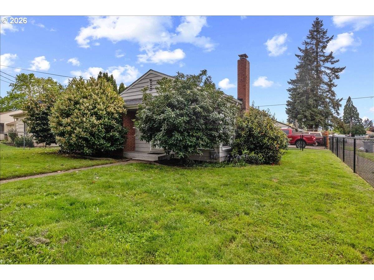 904 WAVERLY DR, Albany, OR 97322