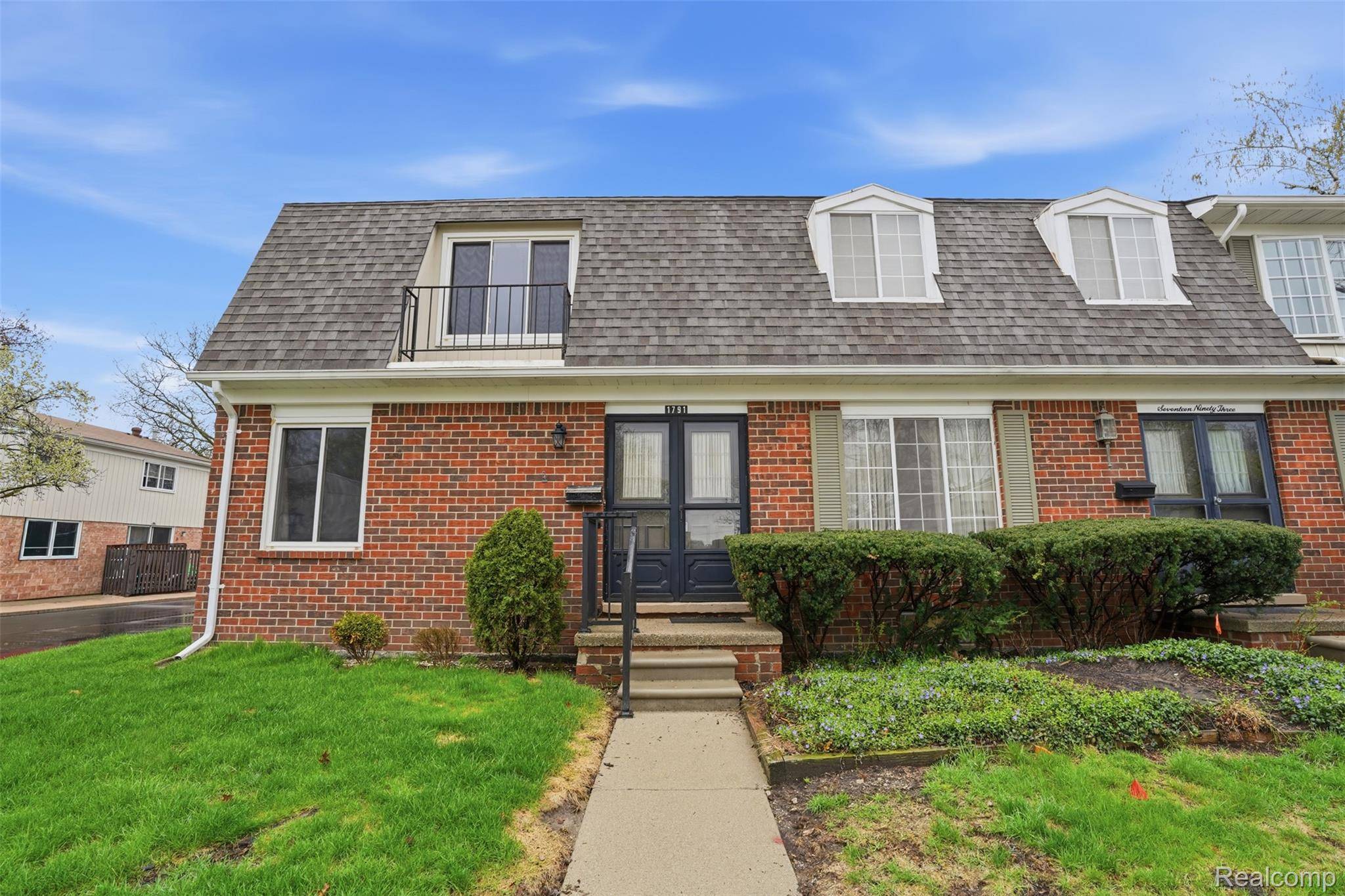 1791 Wickham ST, Royal Oak Charter Township, MI 48073