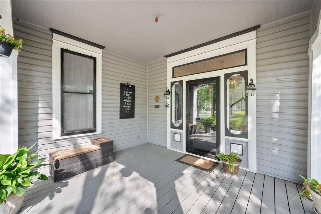 756 W 3rd Avenue, Corsicana, TX 75110