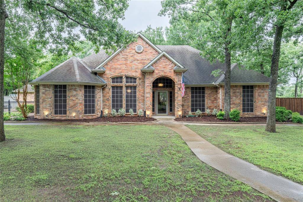 320 Rustic Oaks, Combine, TX 75159