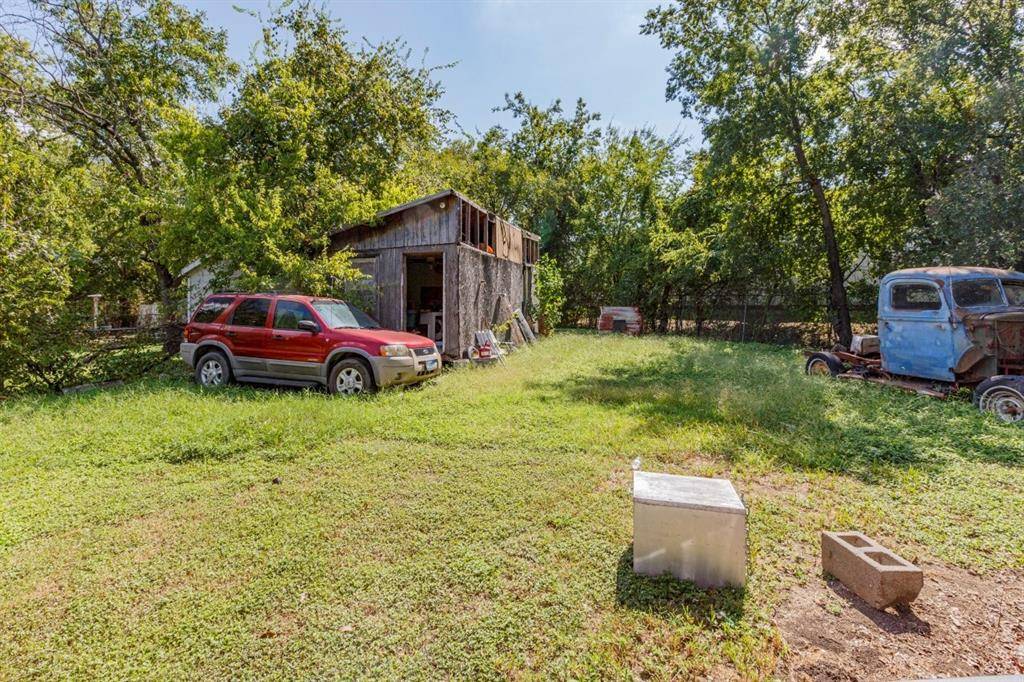 3130 Palacios Avenue, Dallas, TX 75212