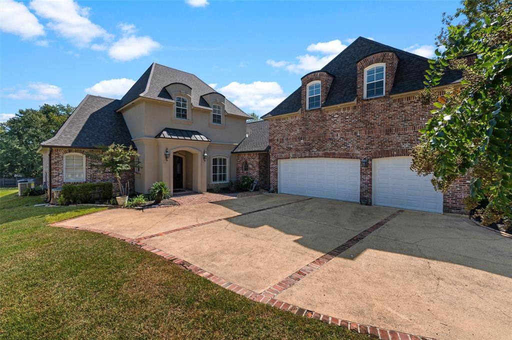 1170 Waters Edge Circle, Shreveport, LA 71106