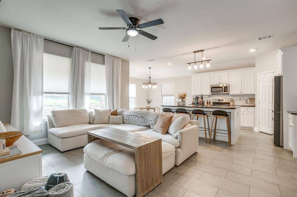 5617 Kilpatrick Avenue, Fort Worth, TX 76107