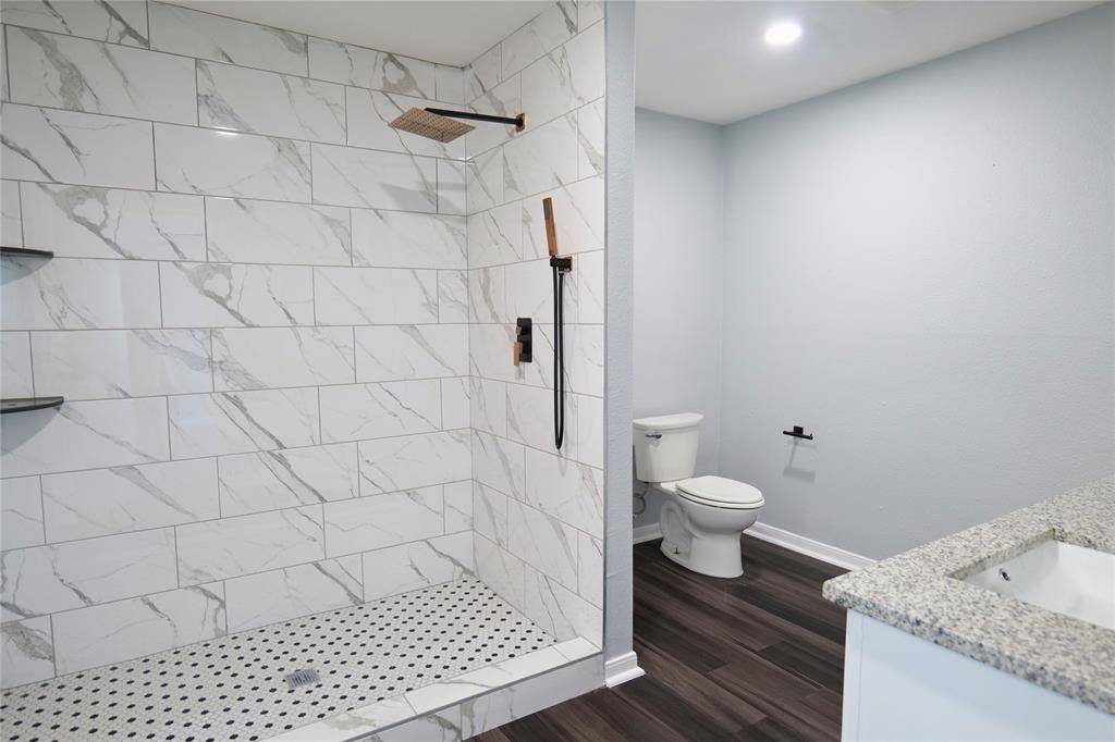 1555 Cape Cod Drive, Dallas, TX 75216