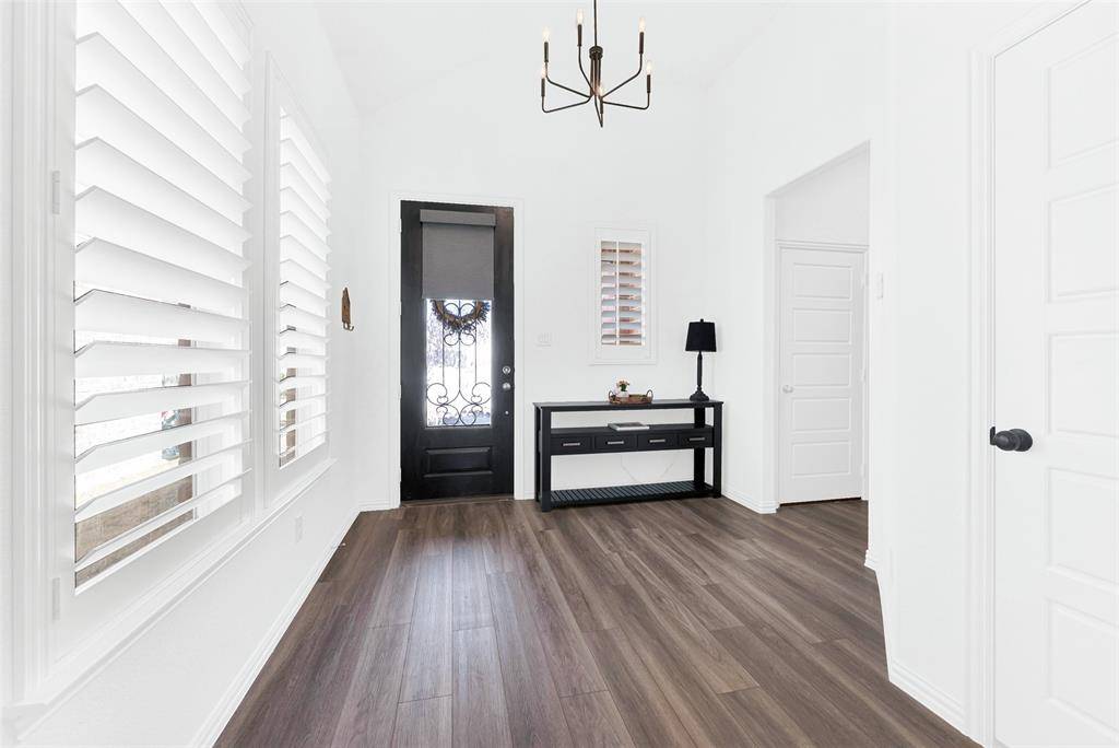 720 Skyview Court, Celina, TX 75009